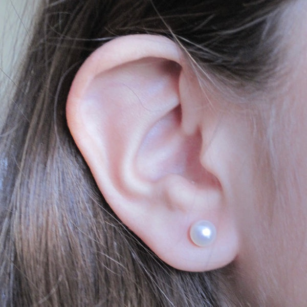 Freshwater Pearl and Sterling Silver Stud Earrings